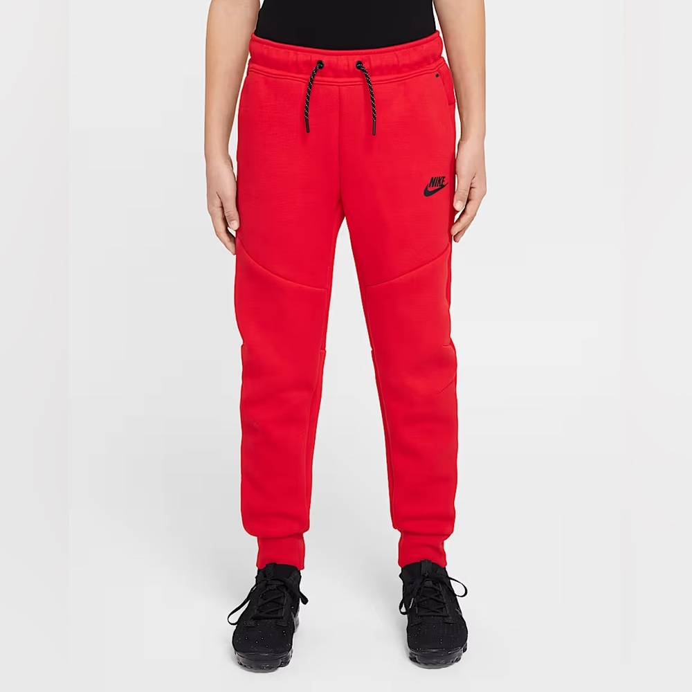 SOLD Boys Nike Sportswear Tech Fleece
Joggers, Size Large